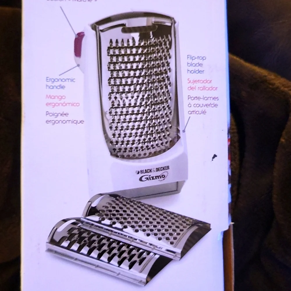 Black & Decker Gizmo cordless grater Rechargeable 3 blades cheese chocolate NEW